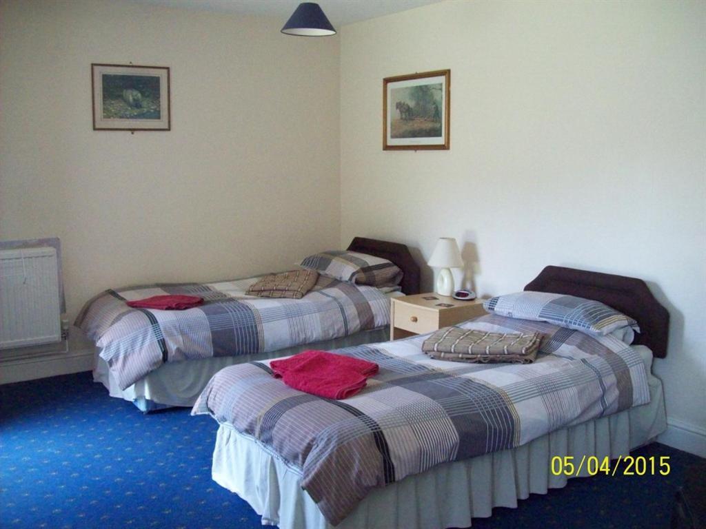 The Crown Hotel Swindon Oda fotoğraf